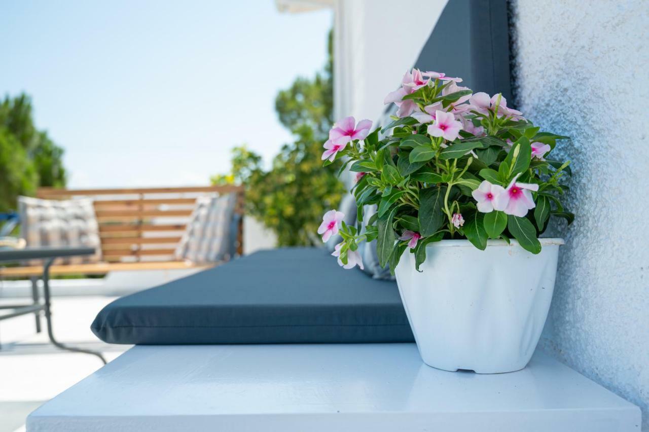 Sgs Luxury Apartments Xylokastro Exterior photo